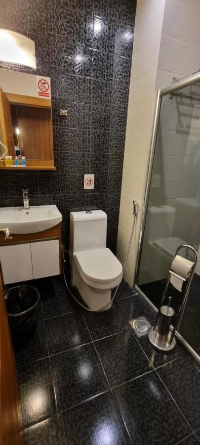 Gratus Hotel Арбил Екстериор снимка